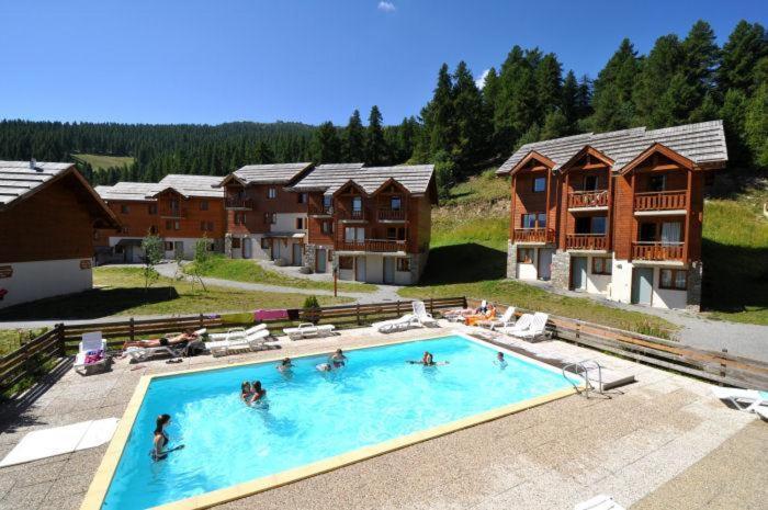 Les Chalets Du Parc Aux Etoiles - Cimes Et Neige Apartment ปี-แซ็ง-วาซ็อง ภายนอก รูปภาพ
